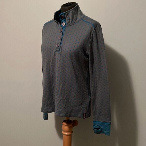 Kavu Women's Gray & Blue Polka Dot Button Front Pullover Top - Picture 2 of 9
